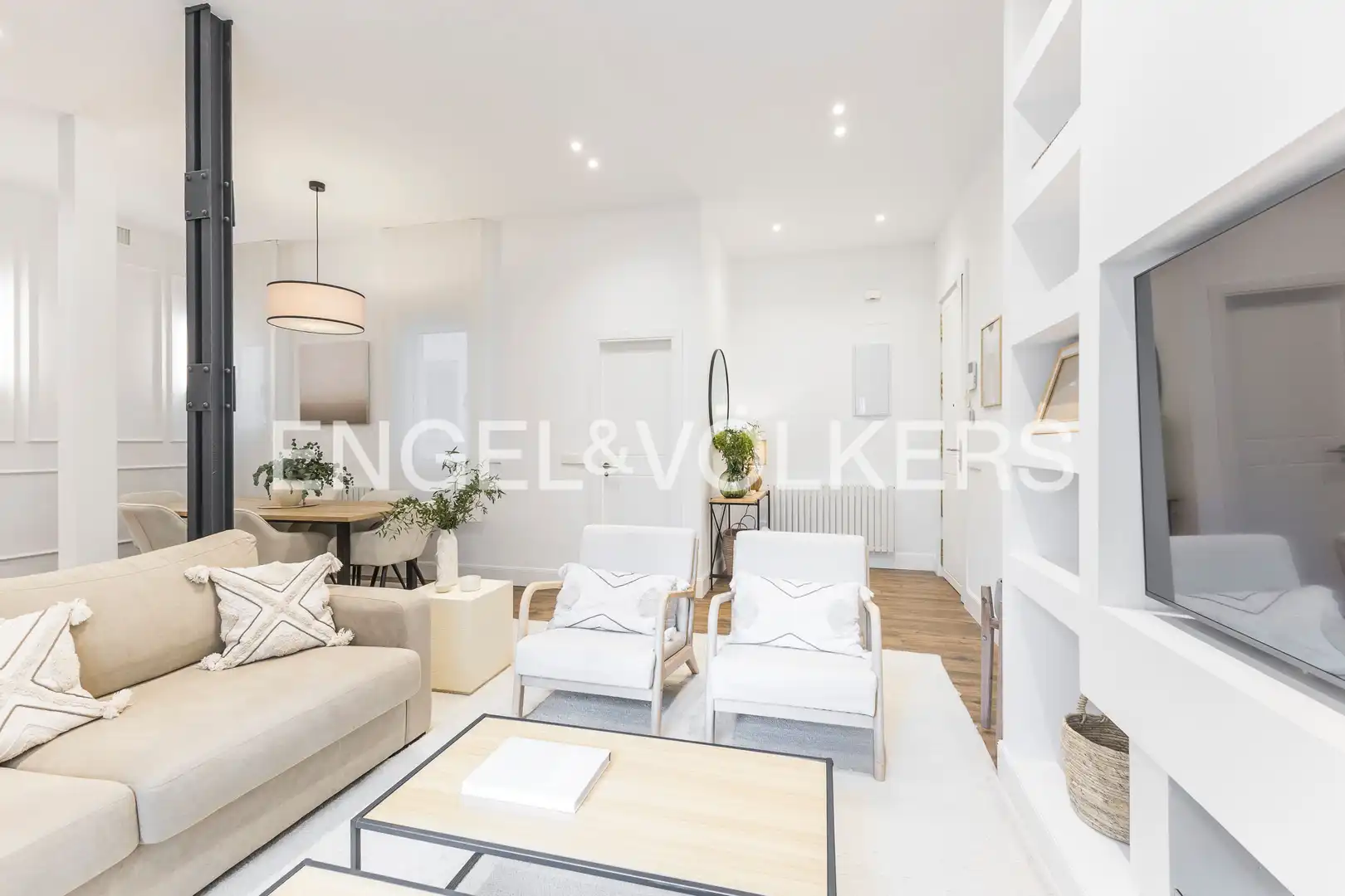 Wohnzimmer von Wohnung zum Verkauf in Madrid mit Klimaanlage, Heizung und Terrasse