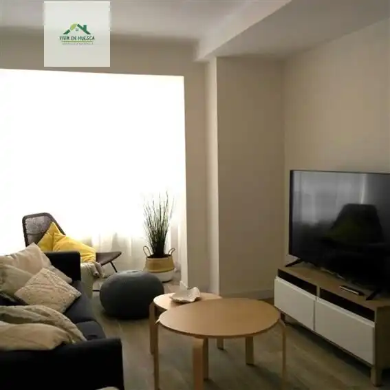 Sala de estar de Piso de alquiler en Huesca con Calefacción y Amueblado