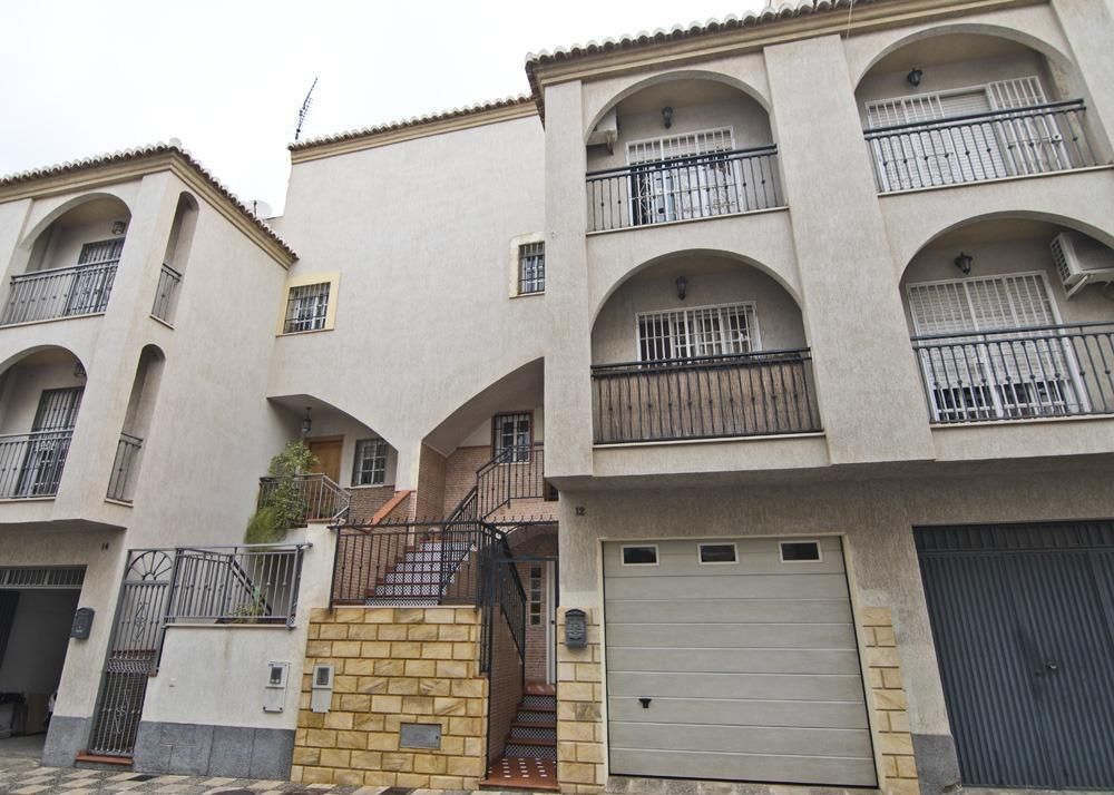 Exterior view of Single-family semi-detached for sale in Motril  with Heating, Terrace and Storage room