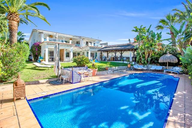 Casa-chalet en Venta en Marbesa