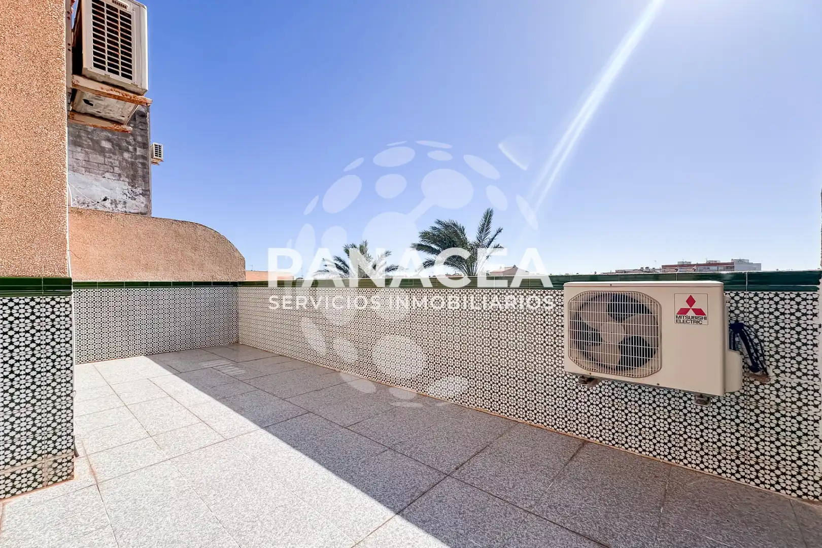 Terrace of Detached homes for sale in Roquetas de Mar  with Terrace, Furnished and Oven