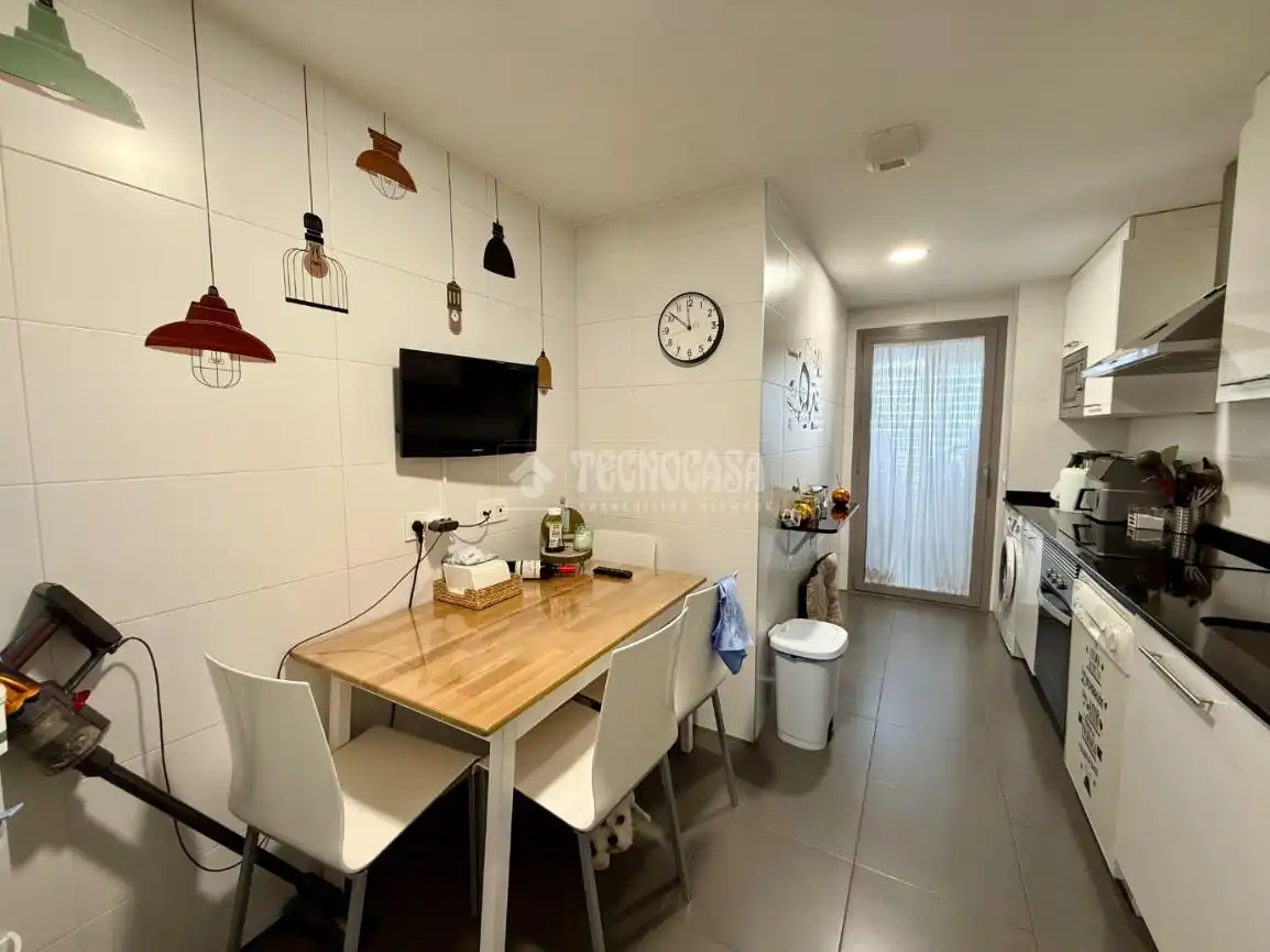 Cuina de Pis en venda en Madrid amb Aire condicionat i Terrassa