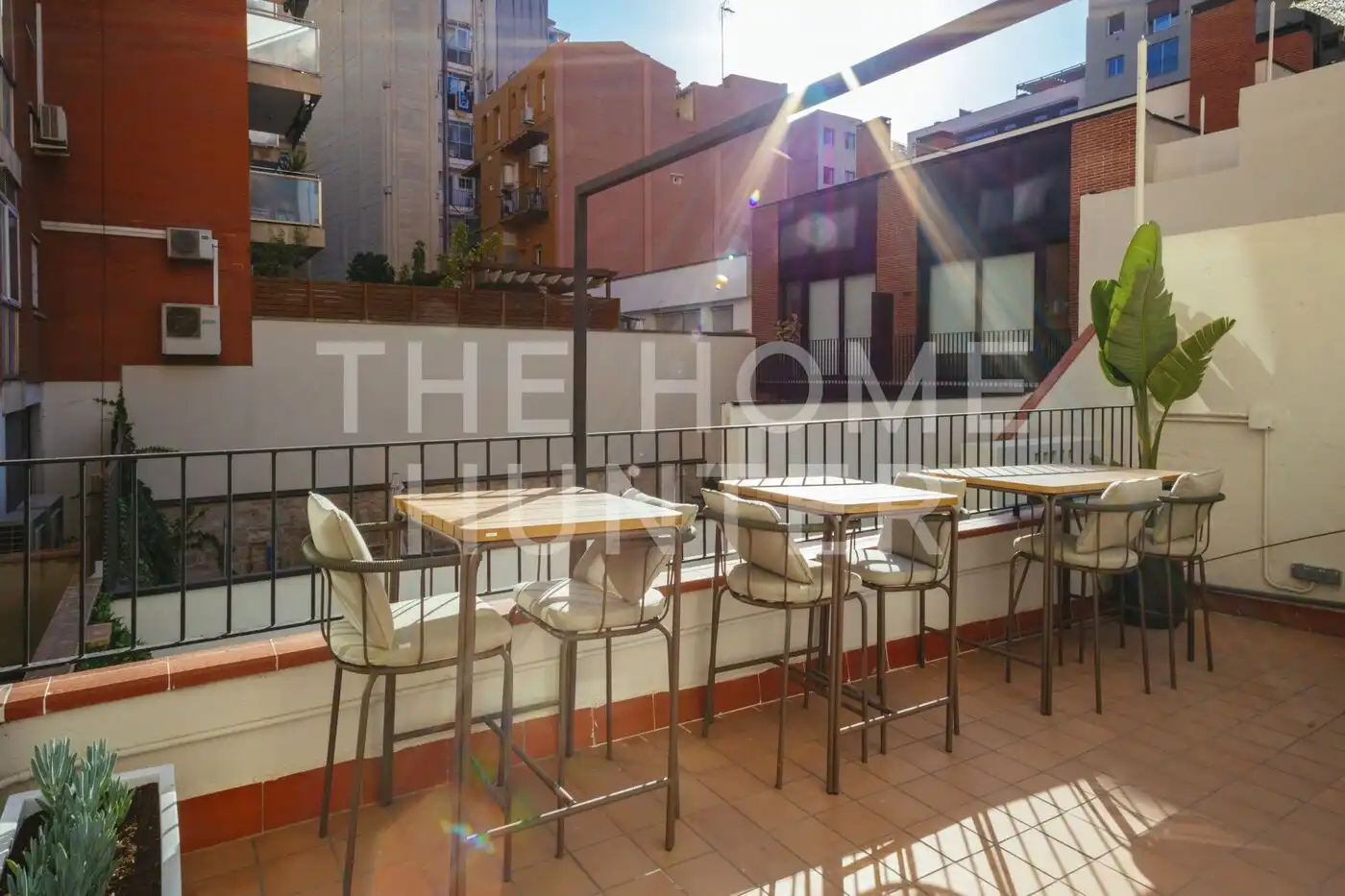 Terrassa de Casa o xalet en venda en Barcelona amb Aire condicionat, Calefacció i Jardí privat