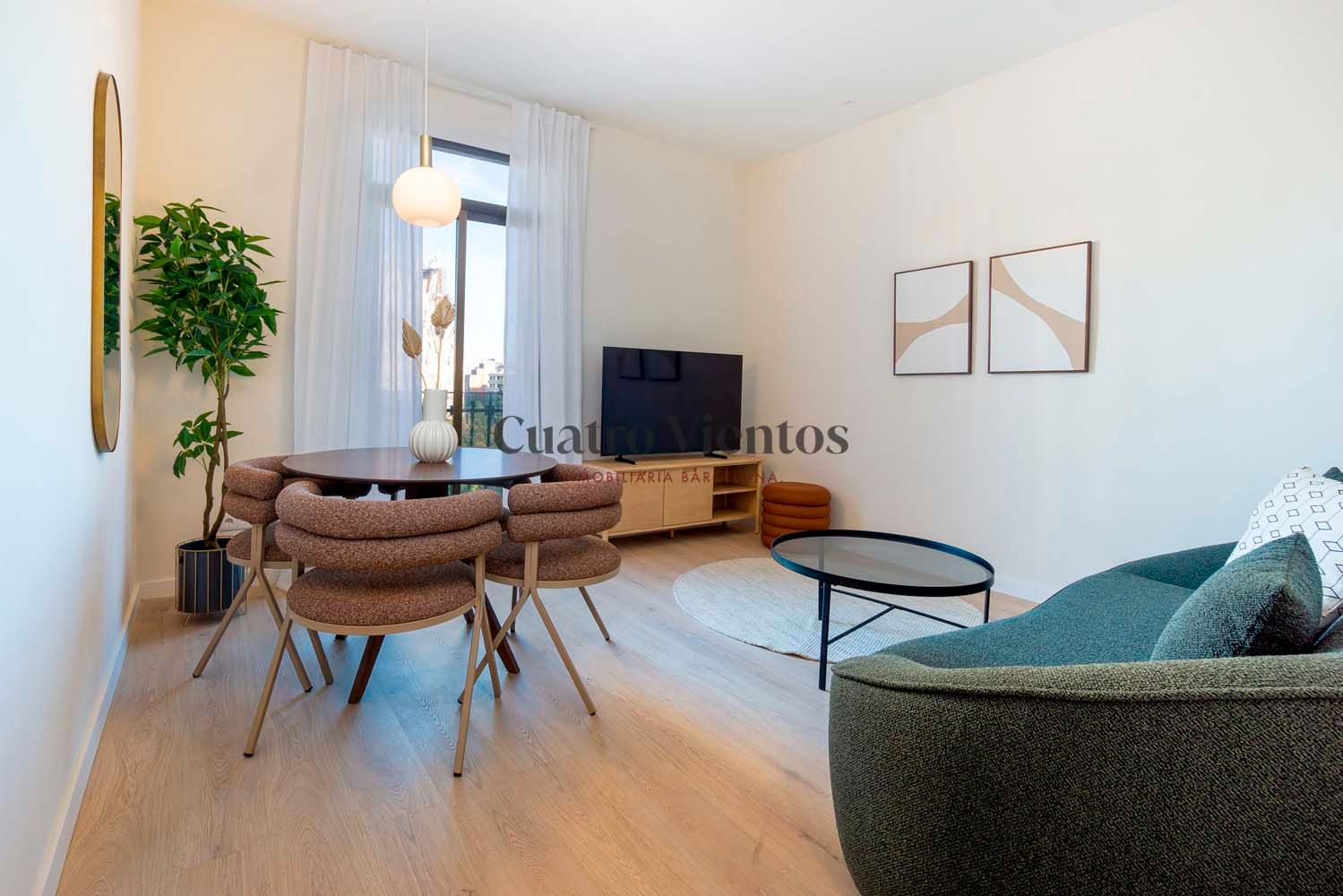 Sala de estar de Piso de alquiler en  Barcelona Capital con Aire acondicionado, Calefacción y Parquet