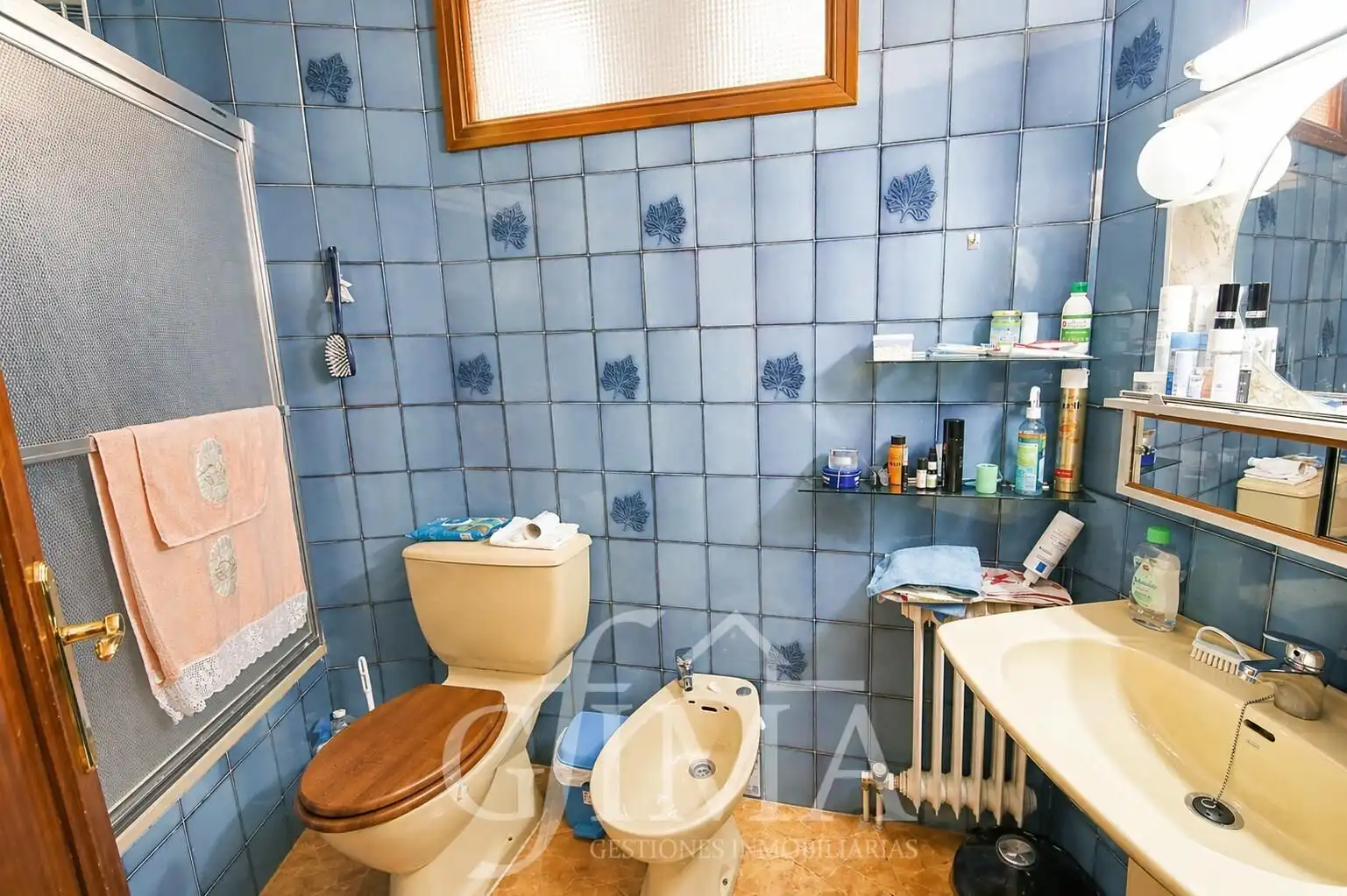 Bany de Pis en venda en Tomelloso amb Calefacció i Balcó