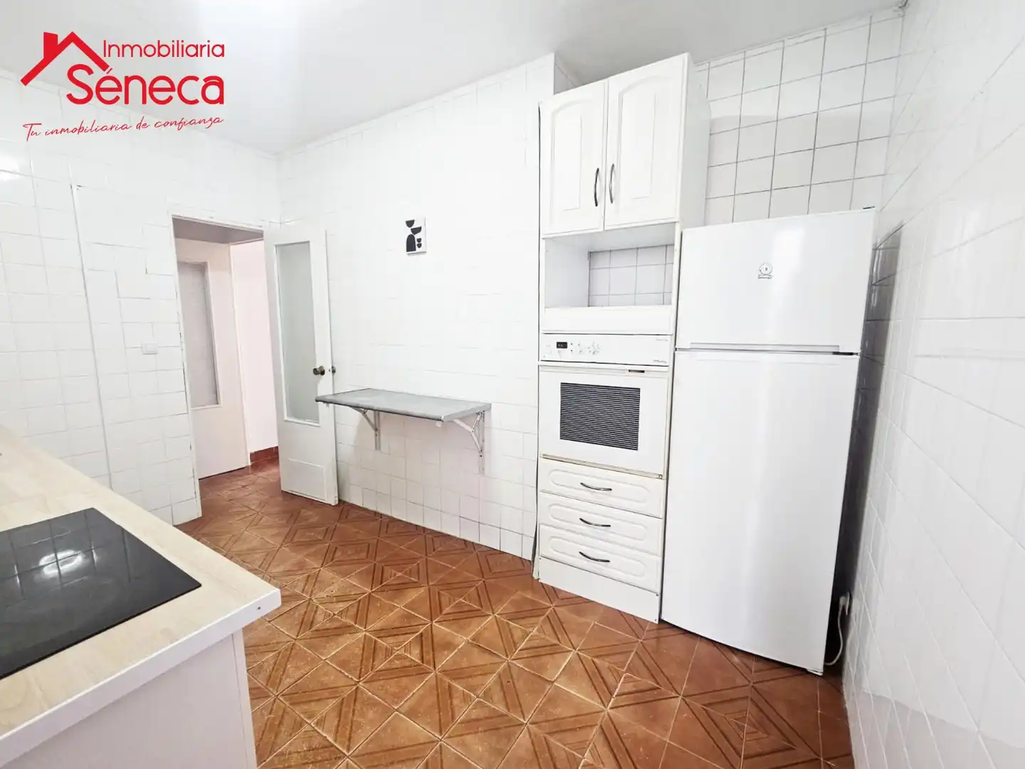 Cocina de Piso de alquiler en Córdoba con Terraza y Amueblado