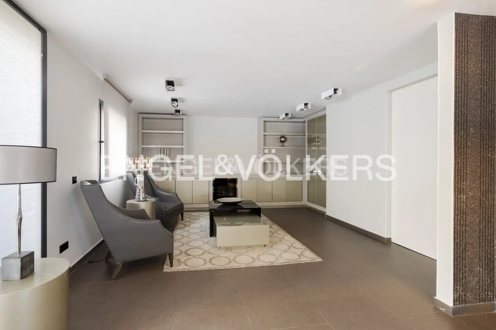 Living room of Houses for sale in Madrid  with Air Conditioner, Heating and Terrace