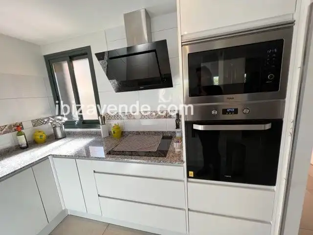 Detached house with pool for sale in Ferran, imagen 12