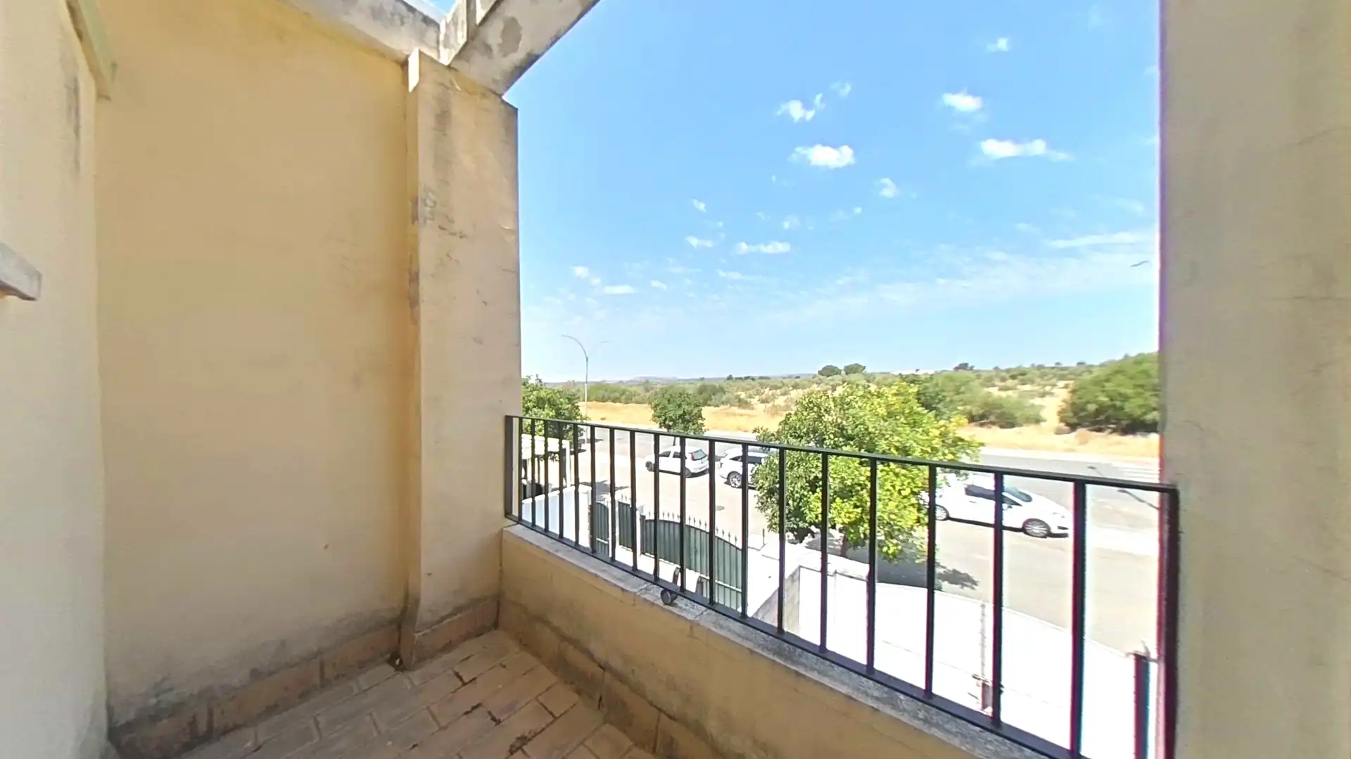 Terrassa de Casa adosada en venda en Gerena amb Traster i Balcó