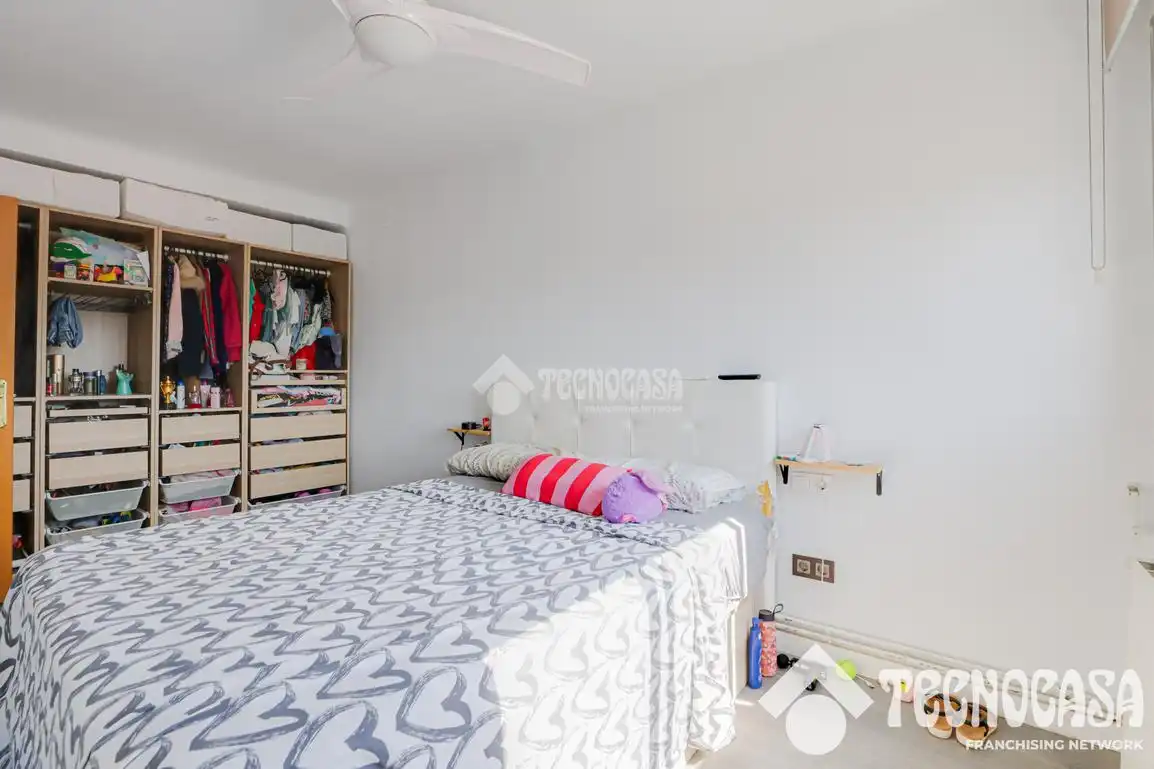 Bedroom of Flat for sale in Terrassa  with Heating and Balcony