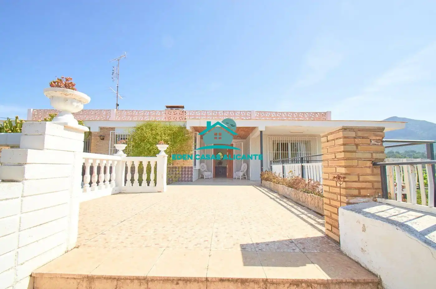 Exterior view of Country homes for sale in Busot  with Private garden, Terrace and Swimming Pool