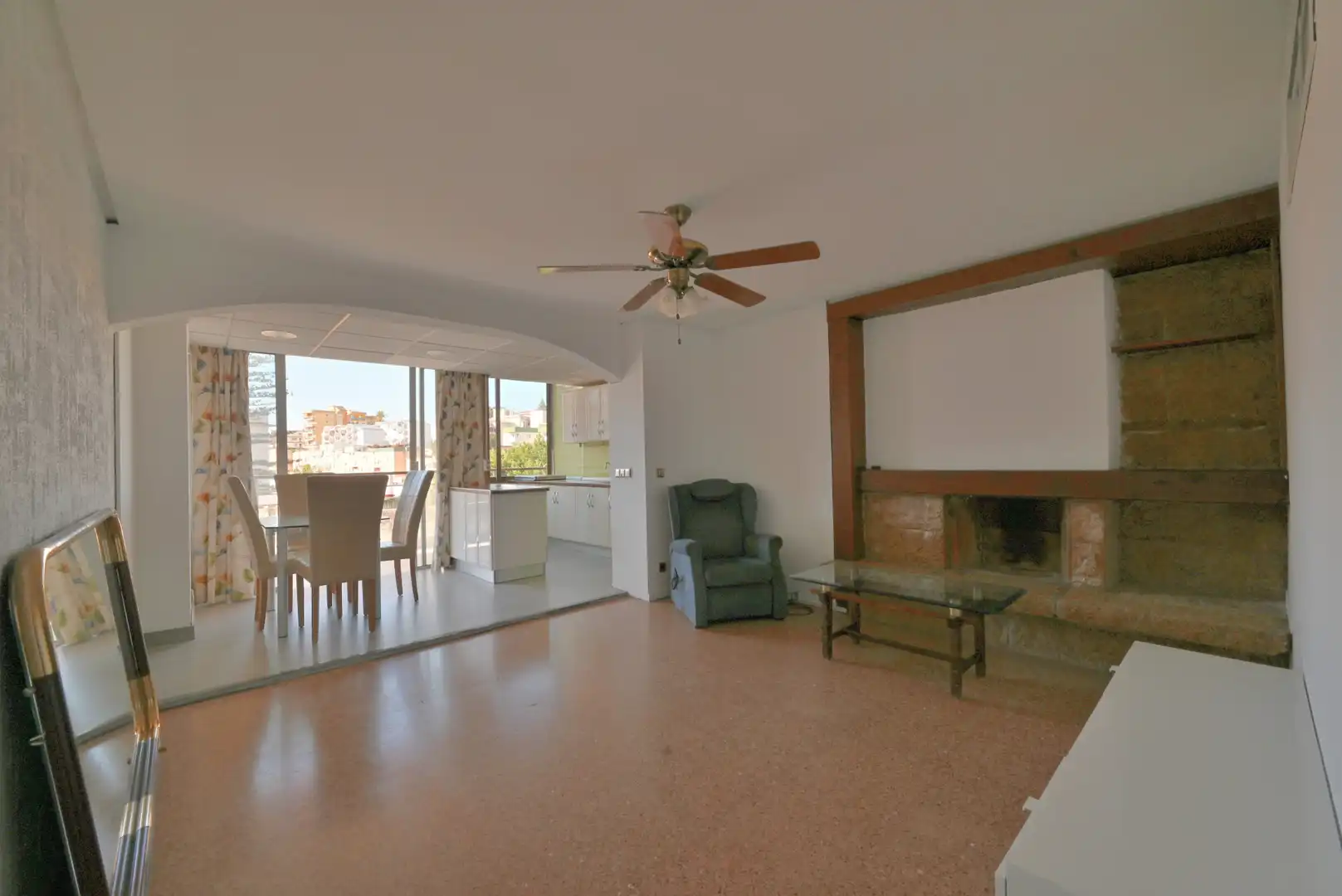 Sala de estar de Apartamento en venta en Torremolinos con Aire acondicionado, Terraza y Piscina