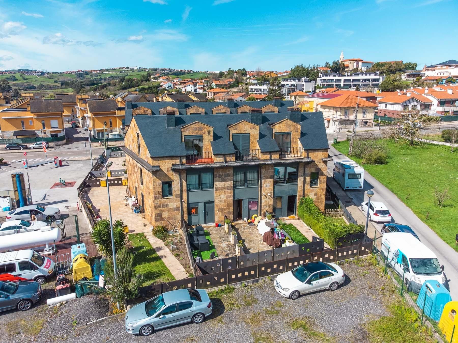 Exterior view of Single-family semi-detached for sale in Miengo  with Heating, Terrace and Storage room