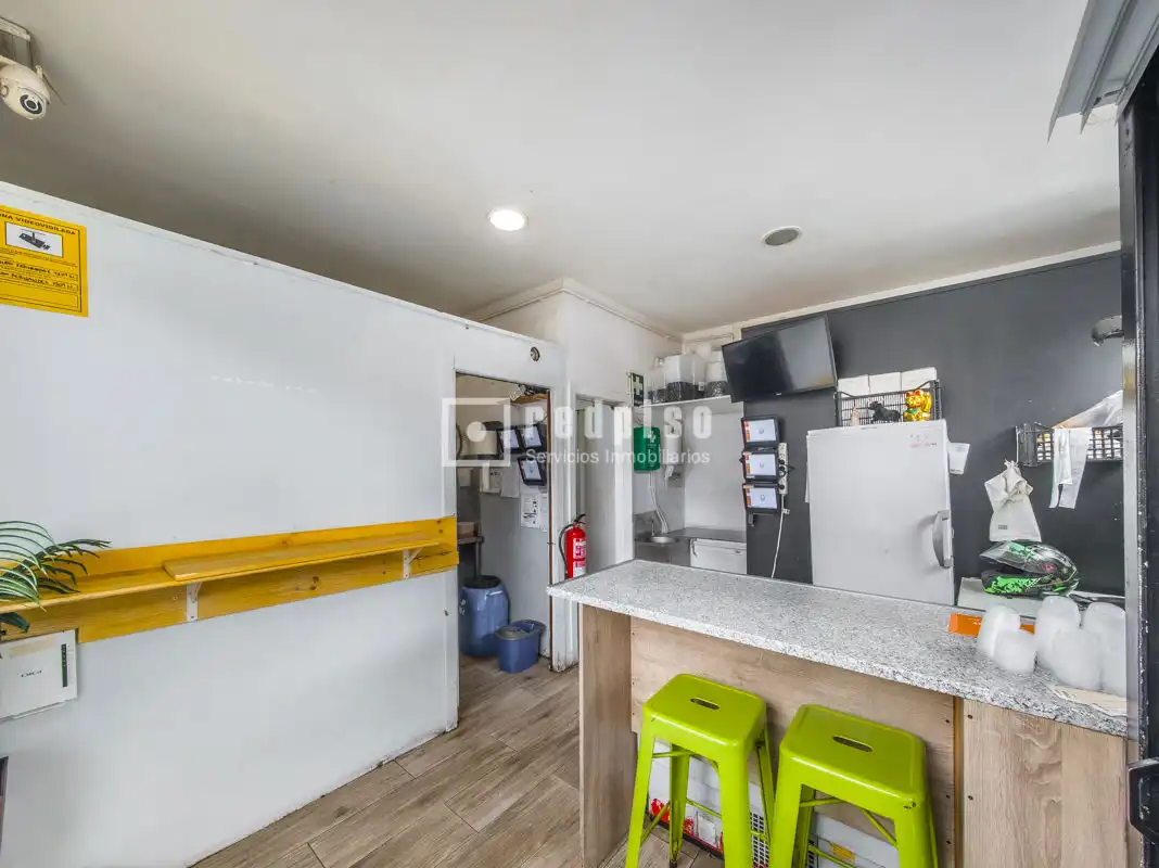 Cocina de Local en venta en Madrid