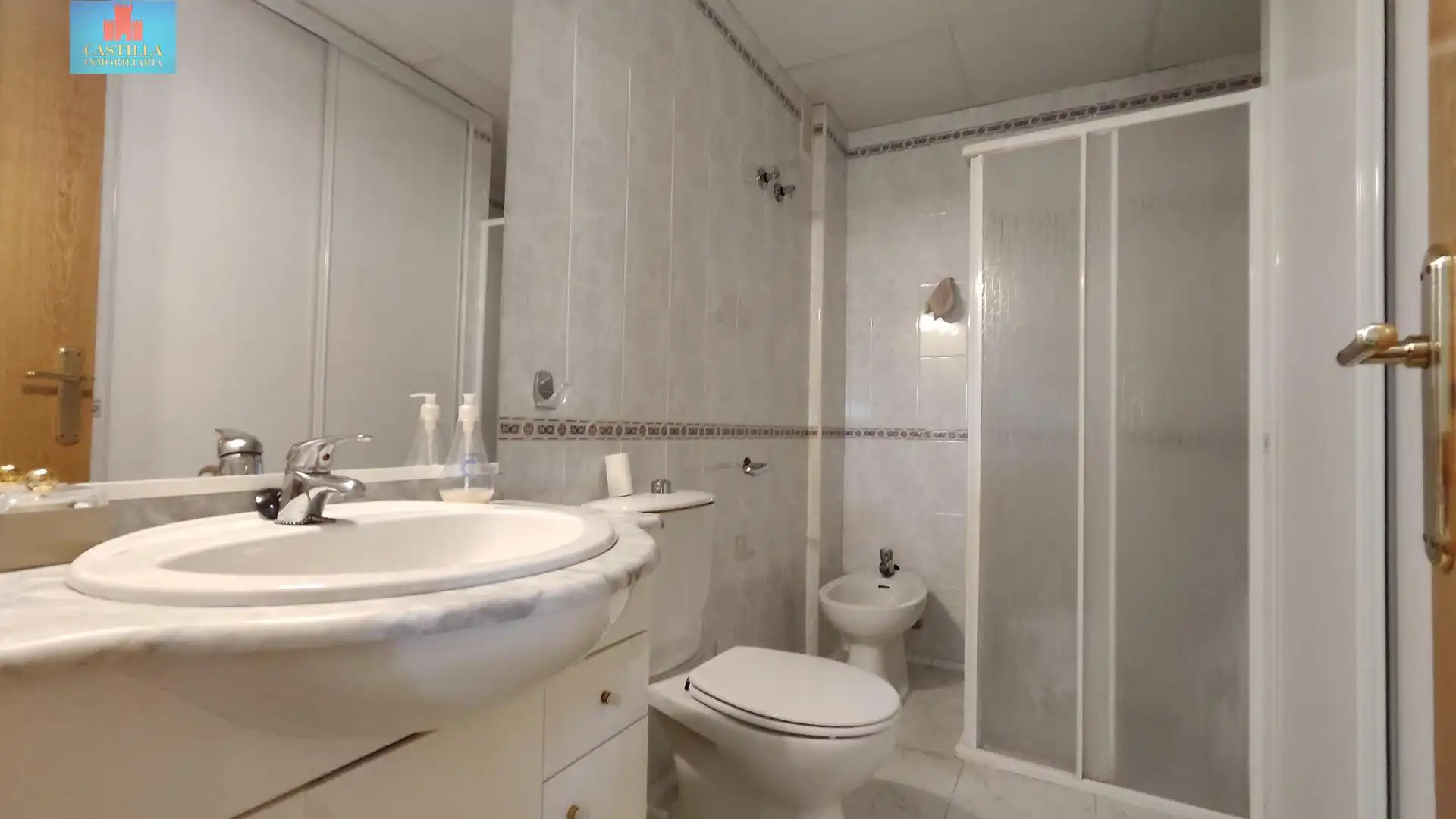 Baño de Finca rústica en venta en Muñopepe con Calefacción, Jardín privado y Trastero