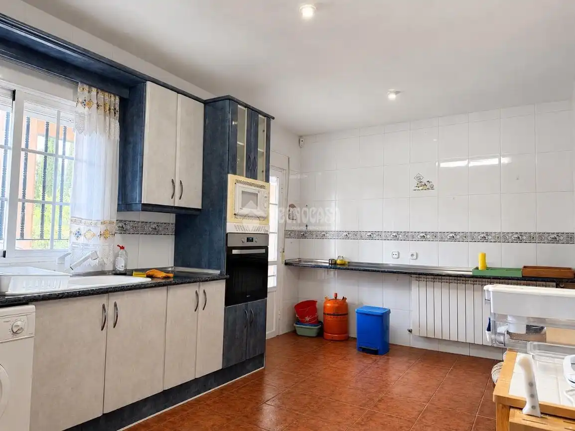 Cocina de Casa o chalet en venta en Ciruelos con Calefacción, Piscina y Balcón