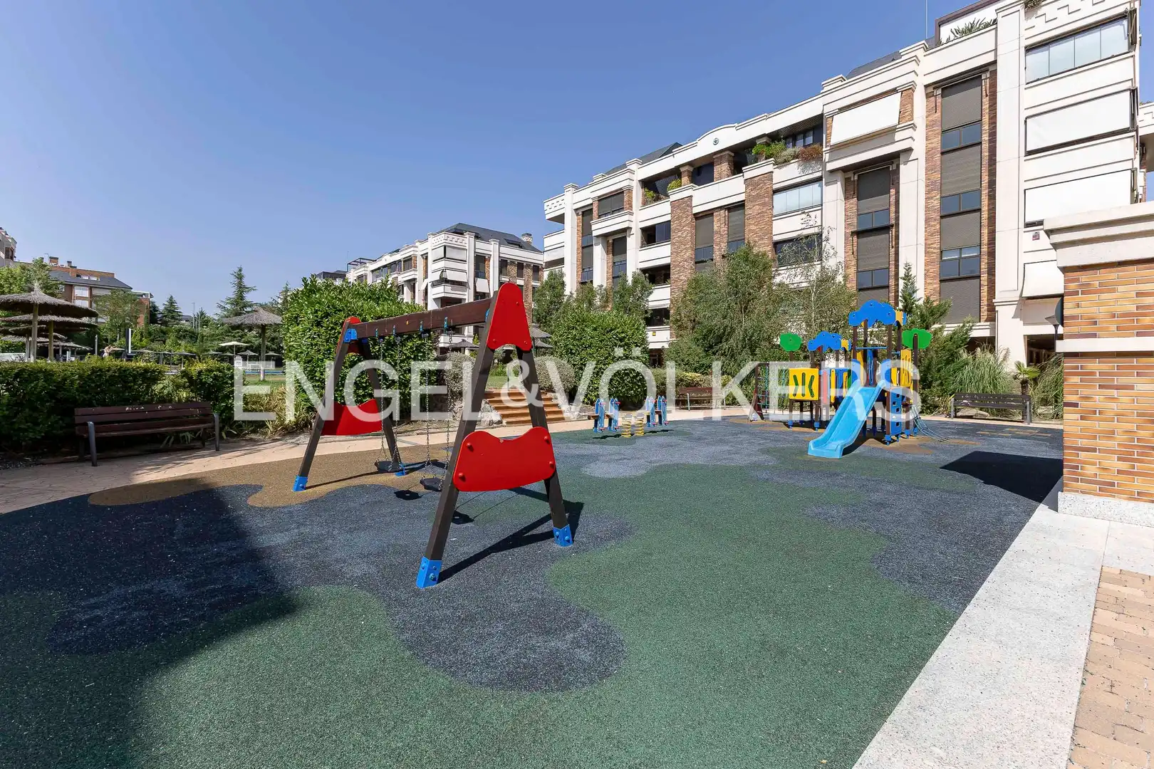 Terrassa de Pis en venda en Majadahonda amb Aire condicionat, Calefacció i Terrassa