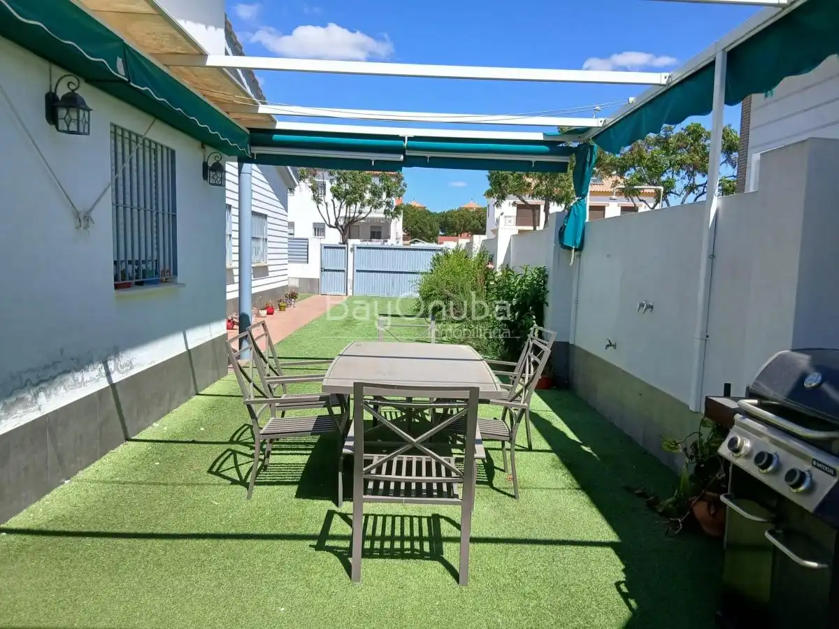 Terraza de Casa o chalet en venta en Punta Umbría con Piscina