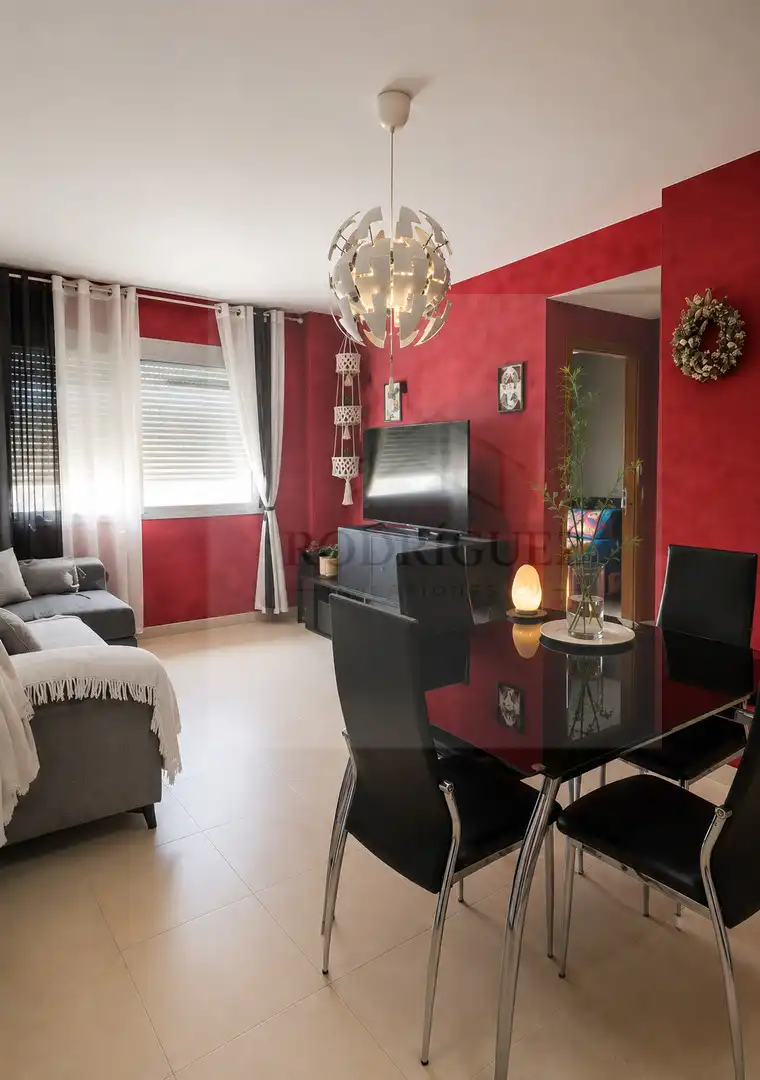 Wohnung mit Pool zum Verkauf in Carrer de República, imagen 7