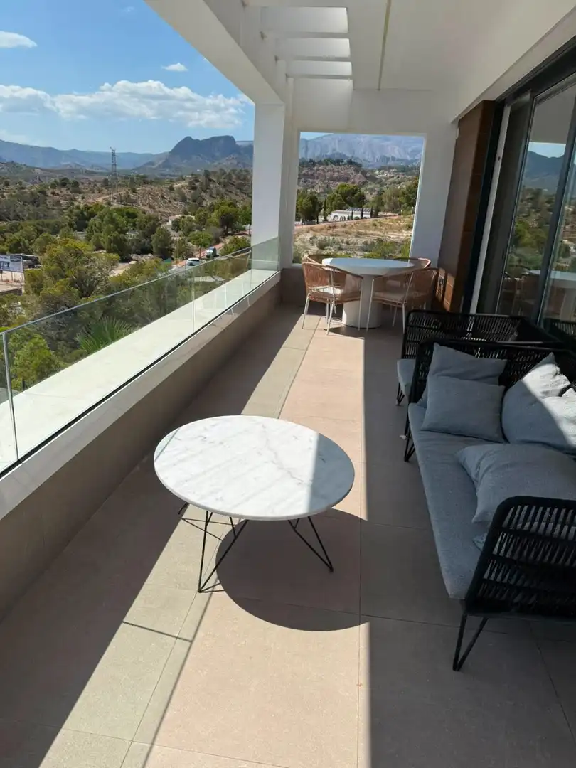 Haus oder Chalet zur Miete in Calle Calle Reina Sofía, Golf Bahía