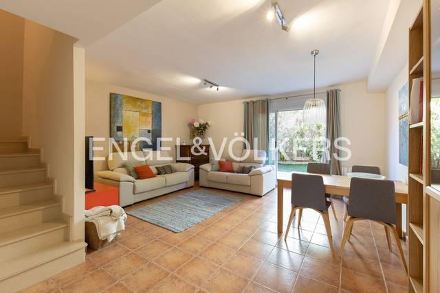 Casa-chalet en Alquiler en Monteamor - La Carrasca - El Peucal