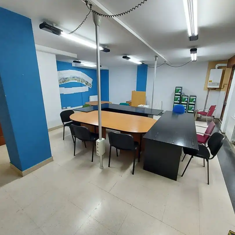 Büro zum Verkauf in Abadiño  mit Heizung und Möbliert