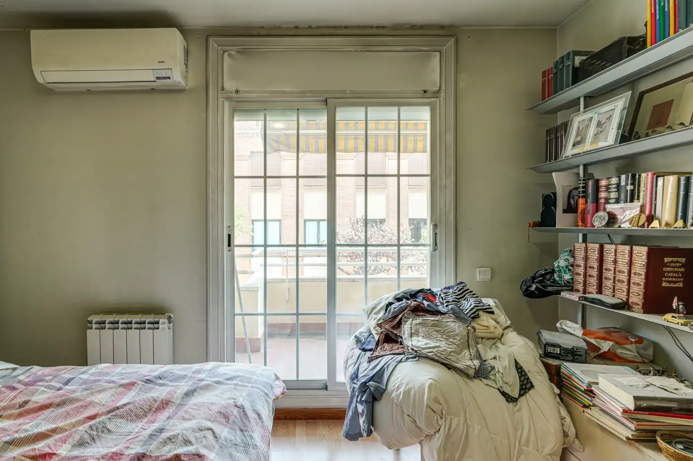 Bedroom of Flat for sale in Terrassa  with Terrace and Furnished