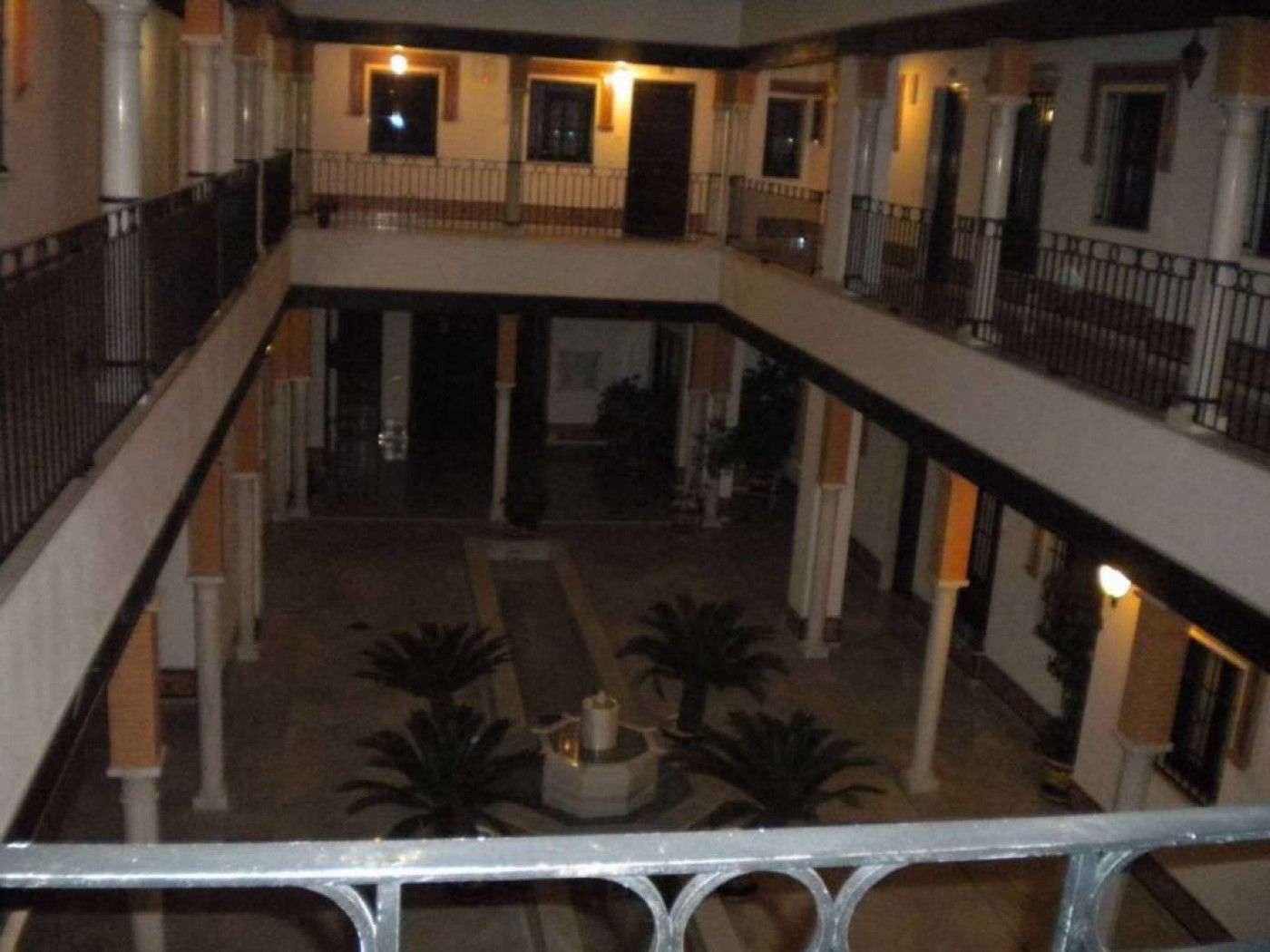 Flat to rent in  Sevilla Capital  with Balcony