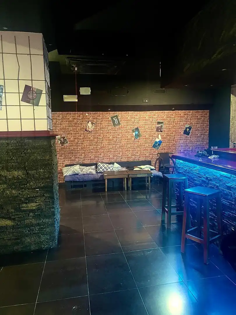 Local en venta en Almerimar
