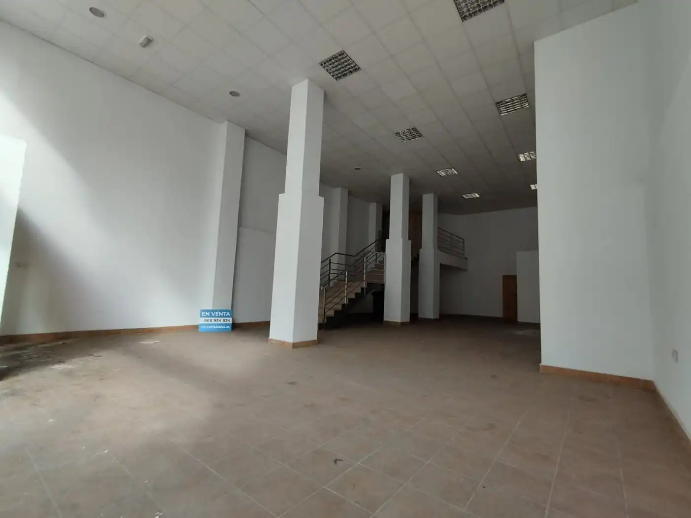 Local comercial en venda a Casco Urbano, imagen 2