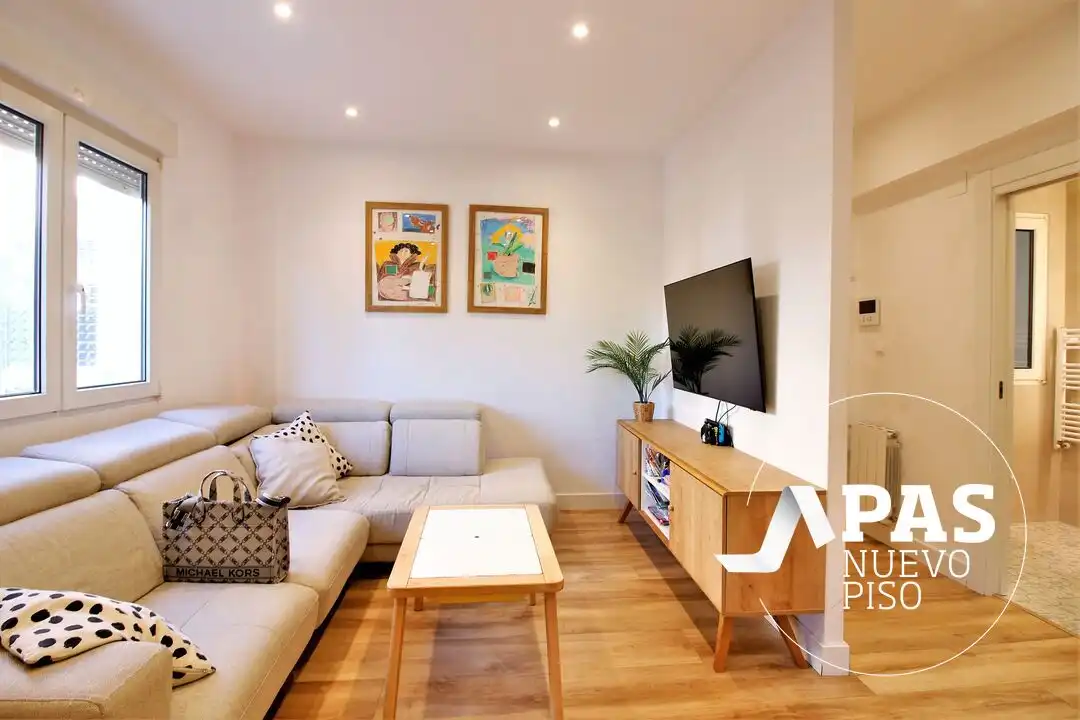 Living room of Flat for sale in Centro - Ayuntamiento