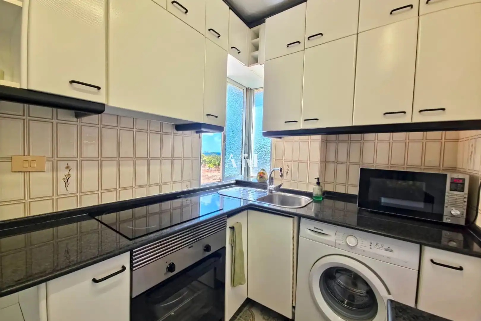 Küche von Wohnung zur Miete in Torrevieja mit Heizung, Terrasse und Schwimmbad