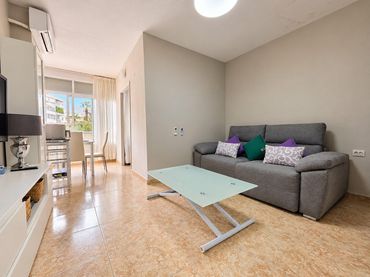 Apartament amb piscina en venda a Avenida ISABEL MANOJA