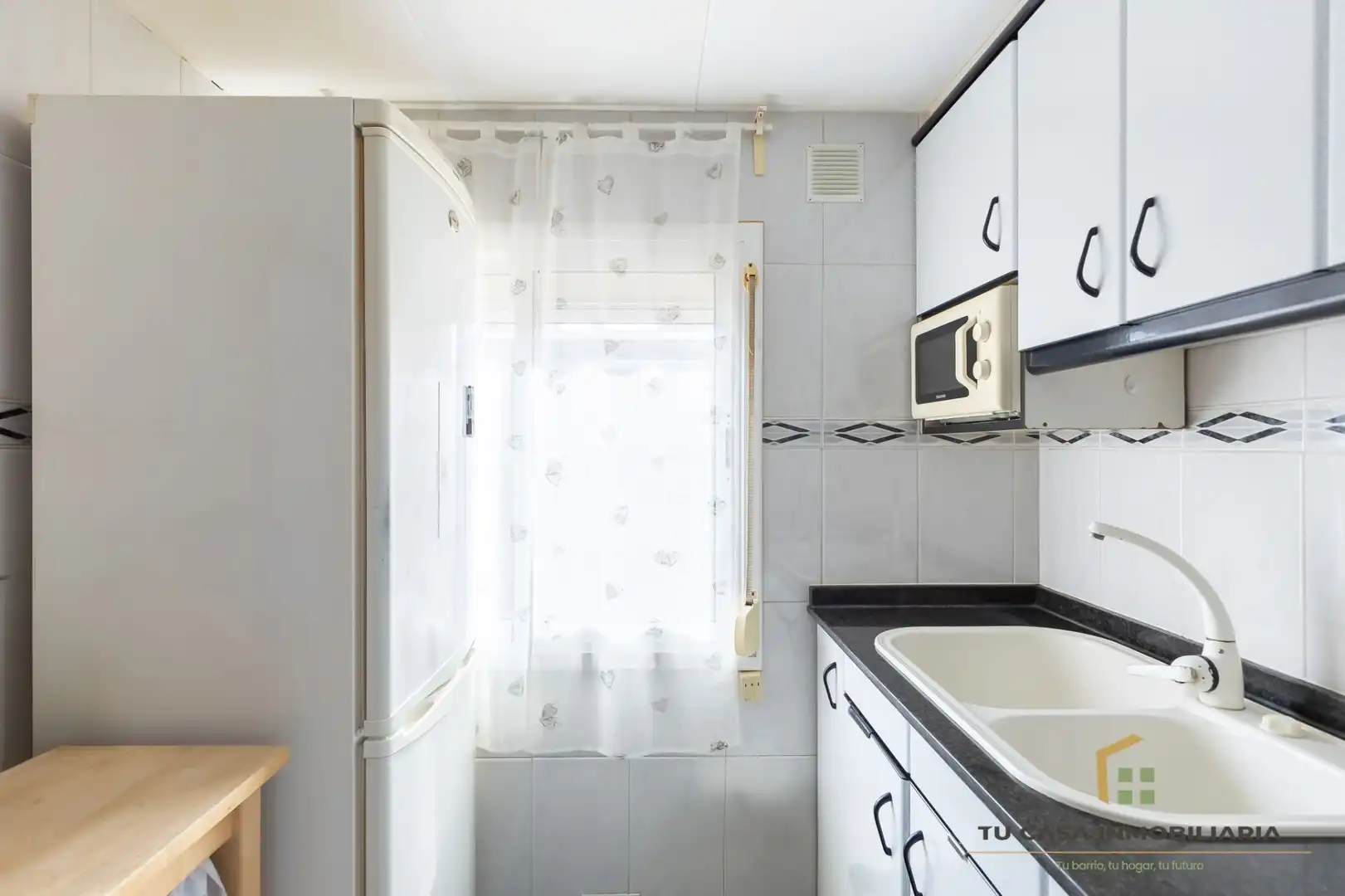 Küche von Wohnung zum Verkauf in Badalona mit Klimaanlage