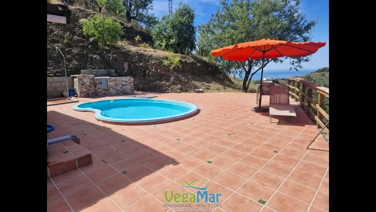 Piscina de Finca rústica en venta en Ítrabo con Terraza y Piscina