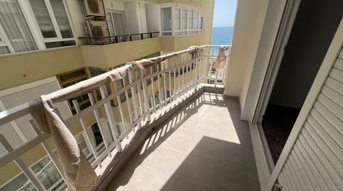 Foto 3 de Piso en venta en Paseo Marítimo Rey de España, 12, Puerto Deportivo, Fuengirola