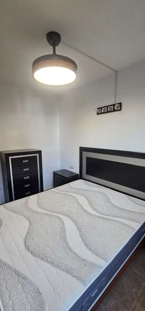 Habitación de Ático de alquiler en Vélez-Málaga con Terraza, Piscina y Amueblado