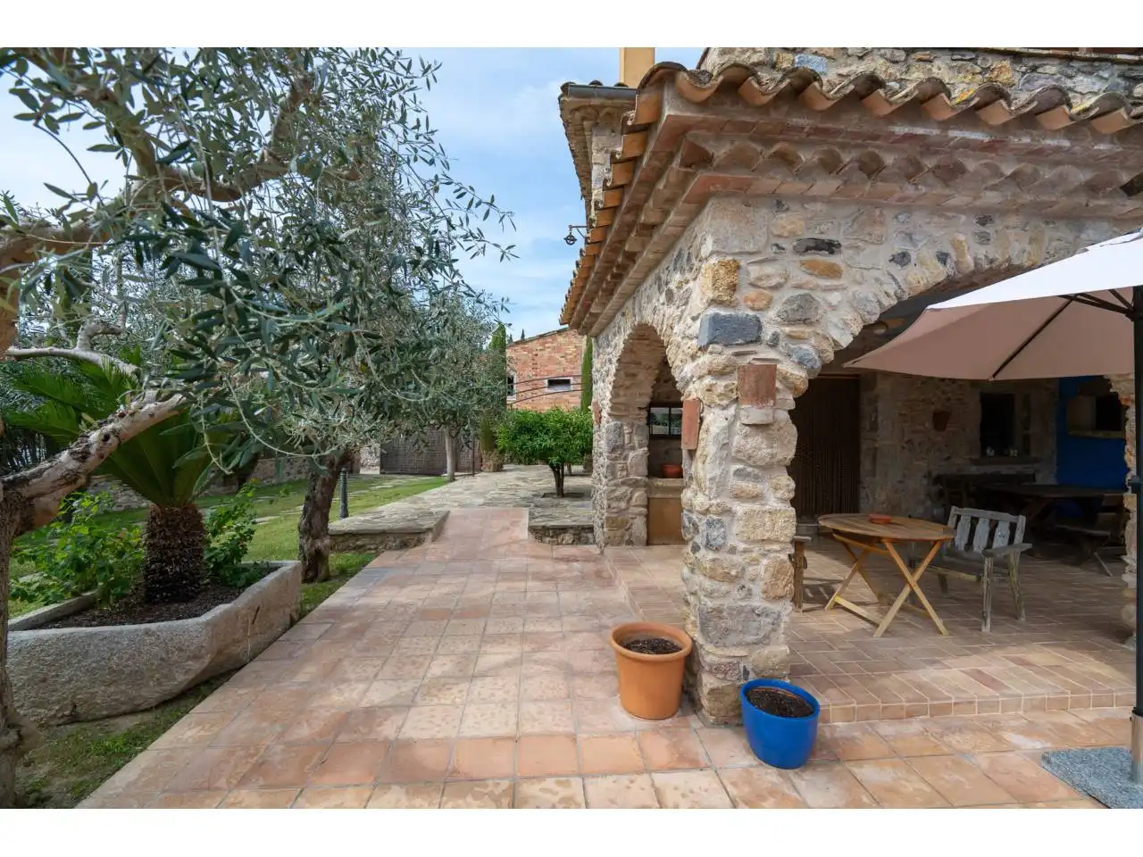 Terrassa de Finca rústica de lloguer en Garrigàs, Girona