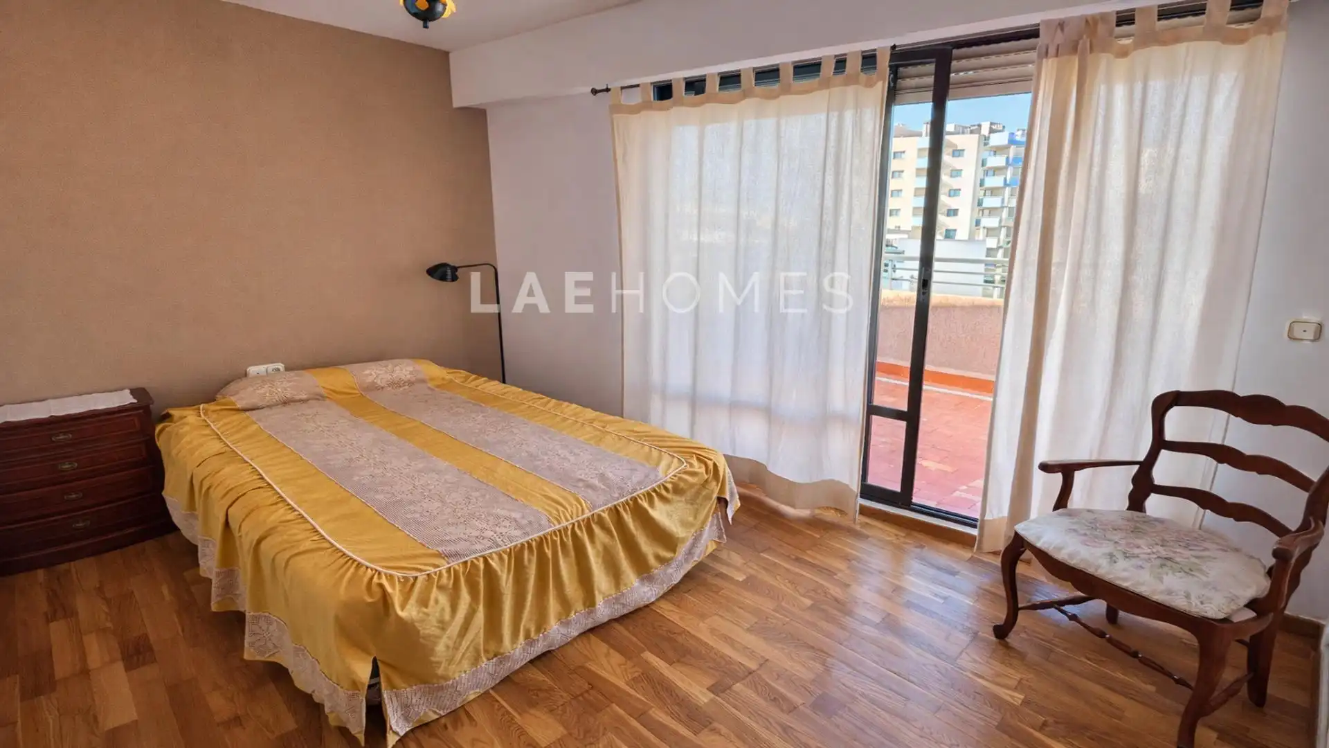 Bedroom of Attic for rent in El Campello  with Air Conditioner, Parquet flooring and Furnished