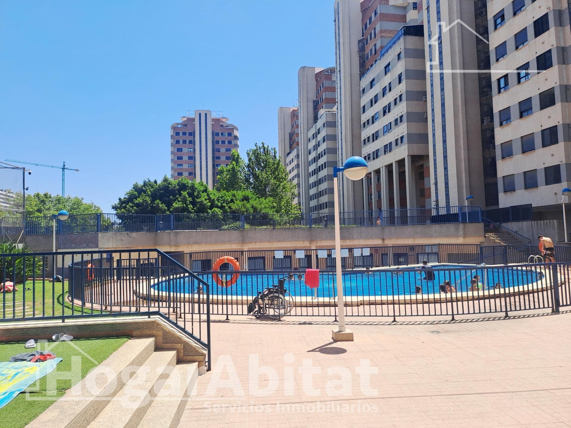 Pis en venda a Calle Rafael Lapesa Melgar, Camí Reial