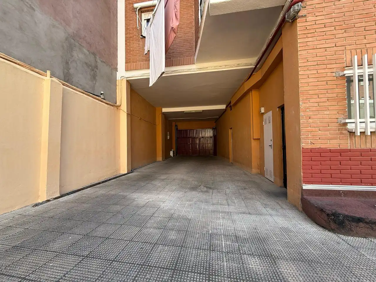Garage for sale in Madrid