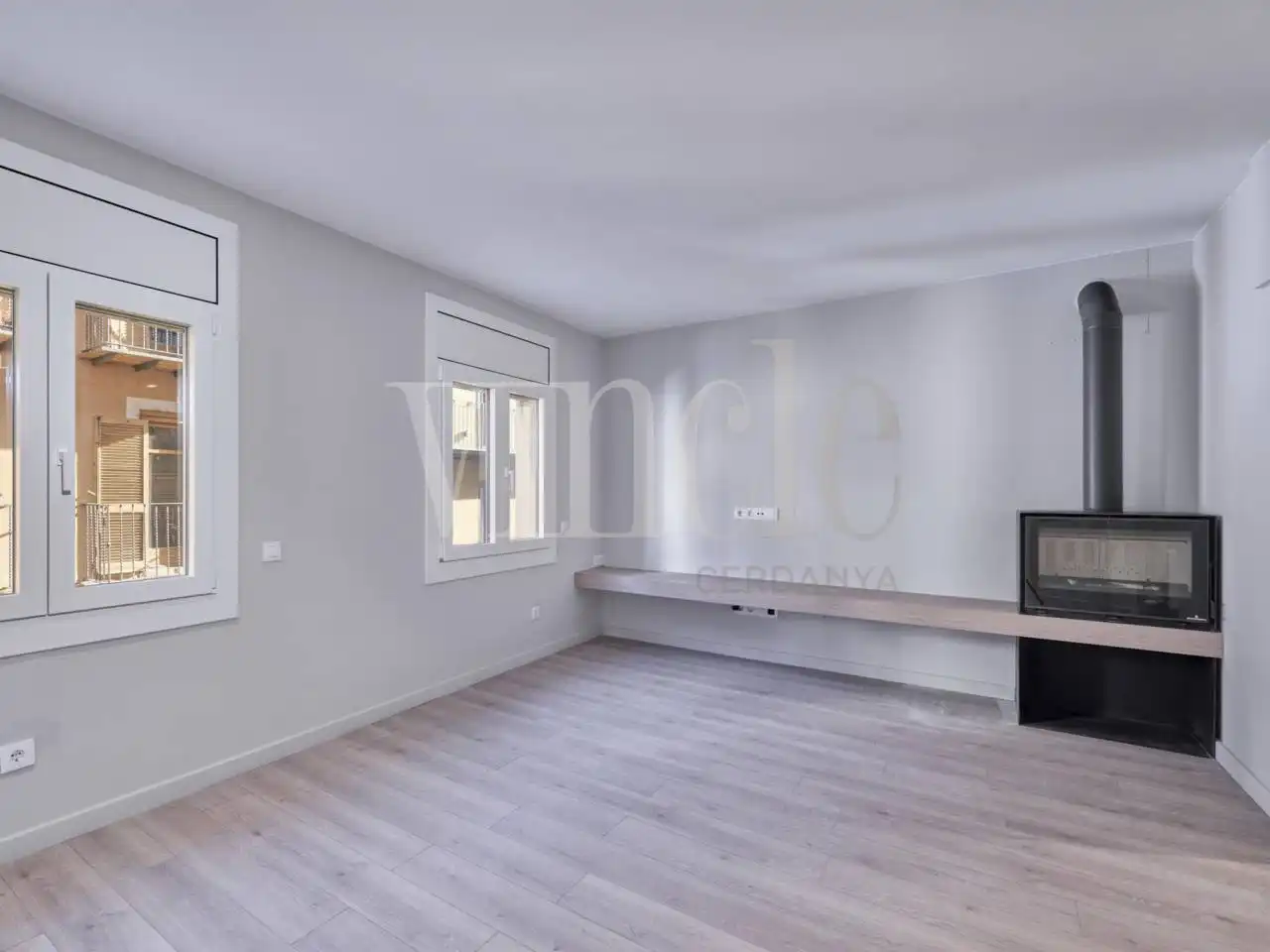 Dormitori de Apartament en venda en Puigcerdà amb Calefacció i Parquet