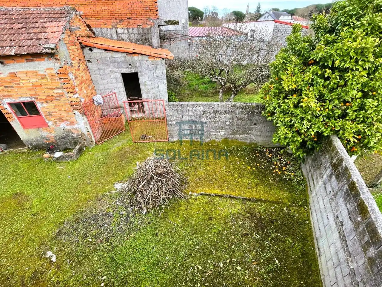 Houses for sale in Cartelle  with Private garden