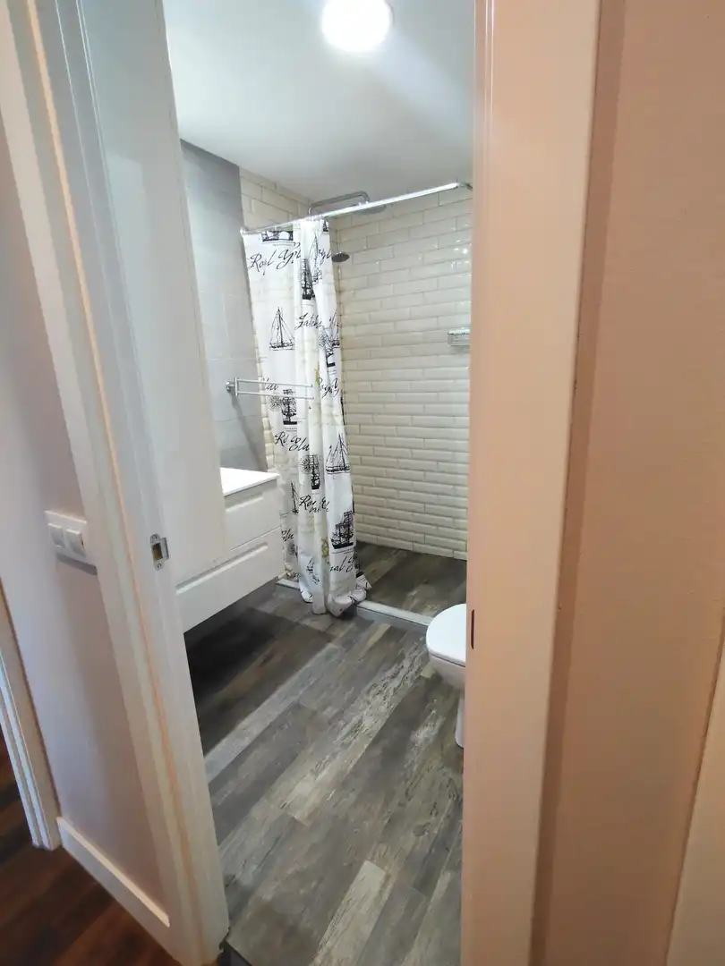 Baño de Piso en venta en Getafe con Aire acondicionado, Calefacción y Terraza