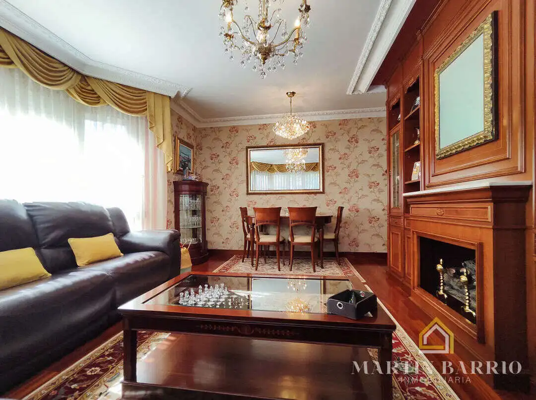 Wohnzimmer von Wohnung zum Verkauf in Muskiz mit Heizung, Privatgarten und Terrasse