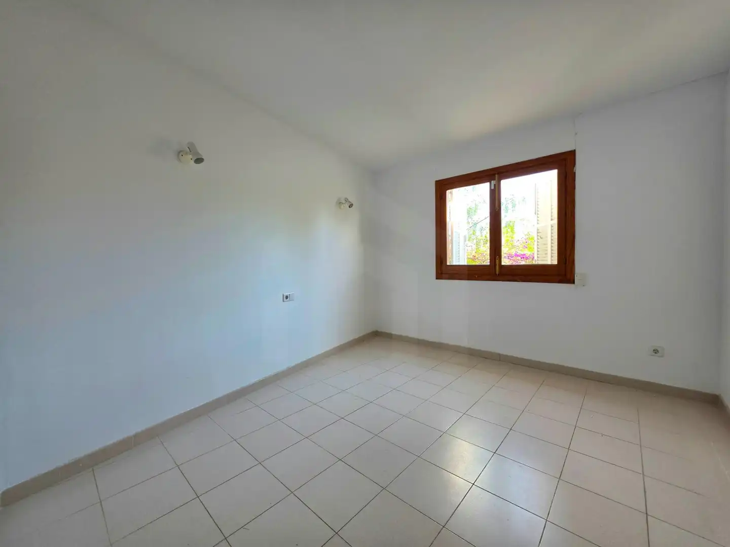 Adosado con terraza en venta en Carrer Carrer Florida, imagen 24