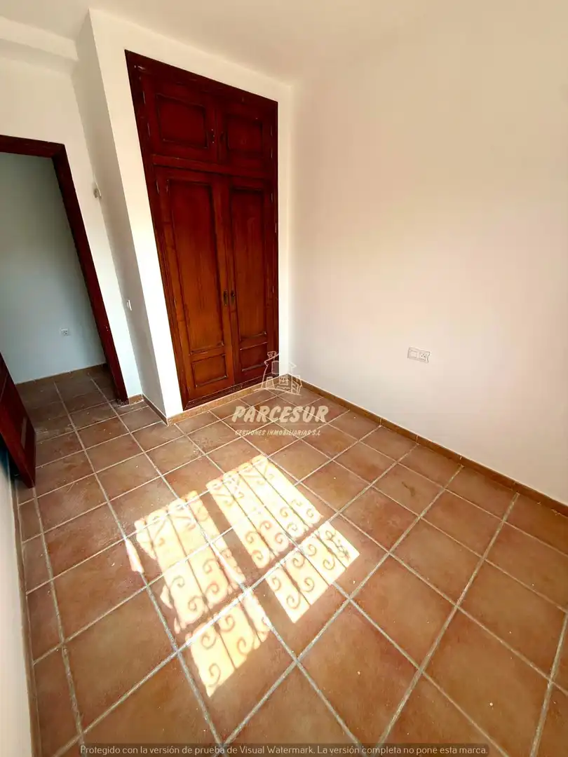 Aparcament de Finca rústica en venda en Córdoba amb Aire condicionat, Calefacció i Jardí privat