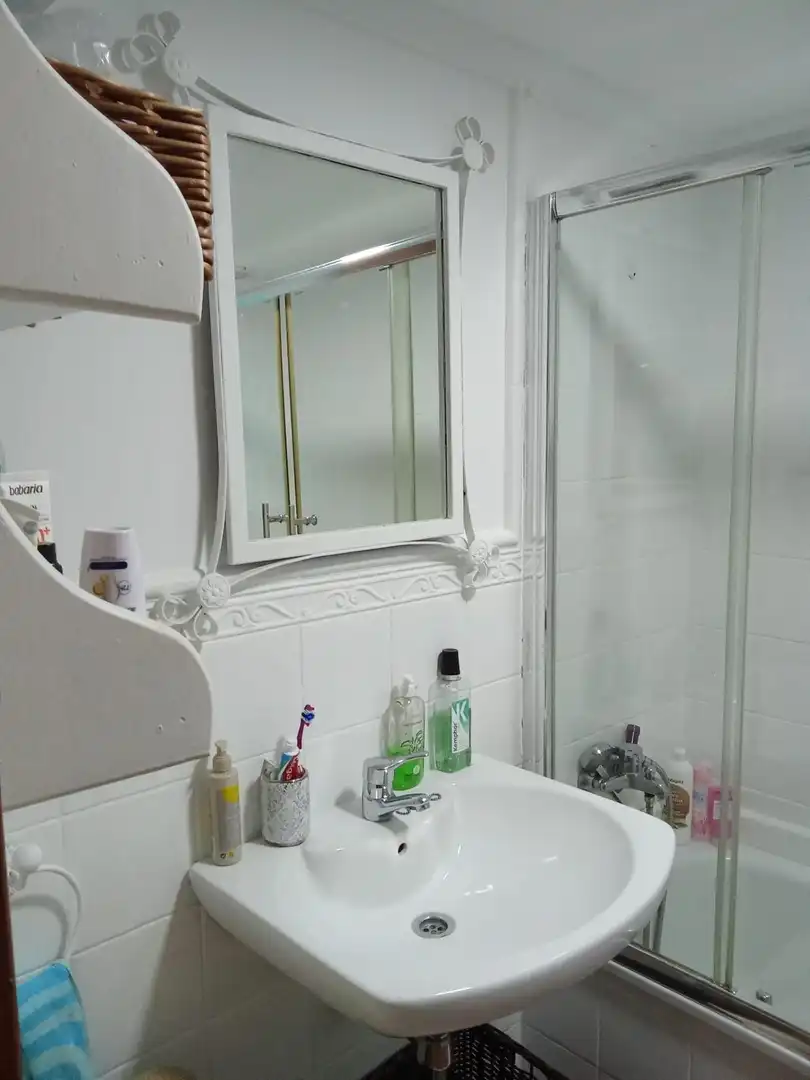 Badezimmer von Wohnung zum Verkauf in Córdoba mit Klimaanlage, Heizung und Balkon