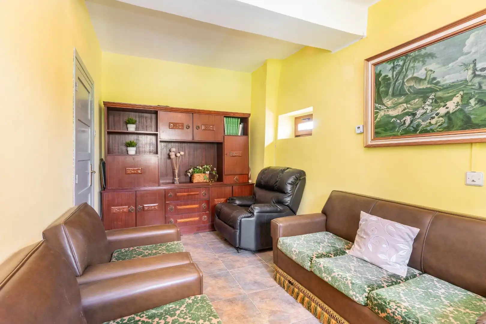 Sala d'estar de Casa o xalet en venda en Lena amb Calefacció, Terrassa i Traster
