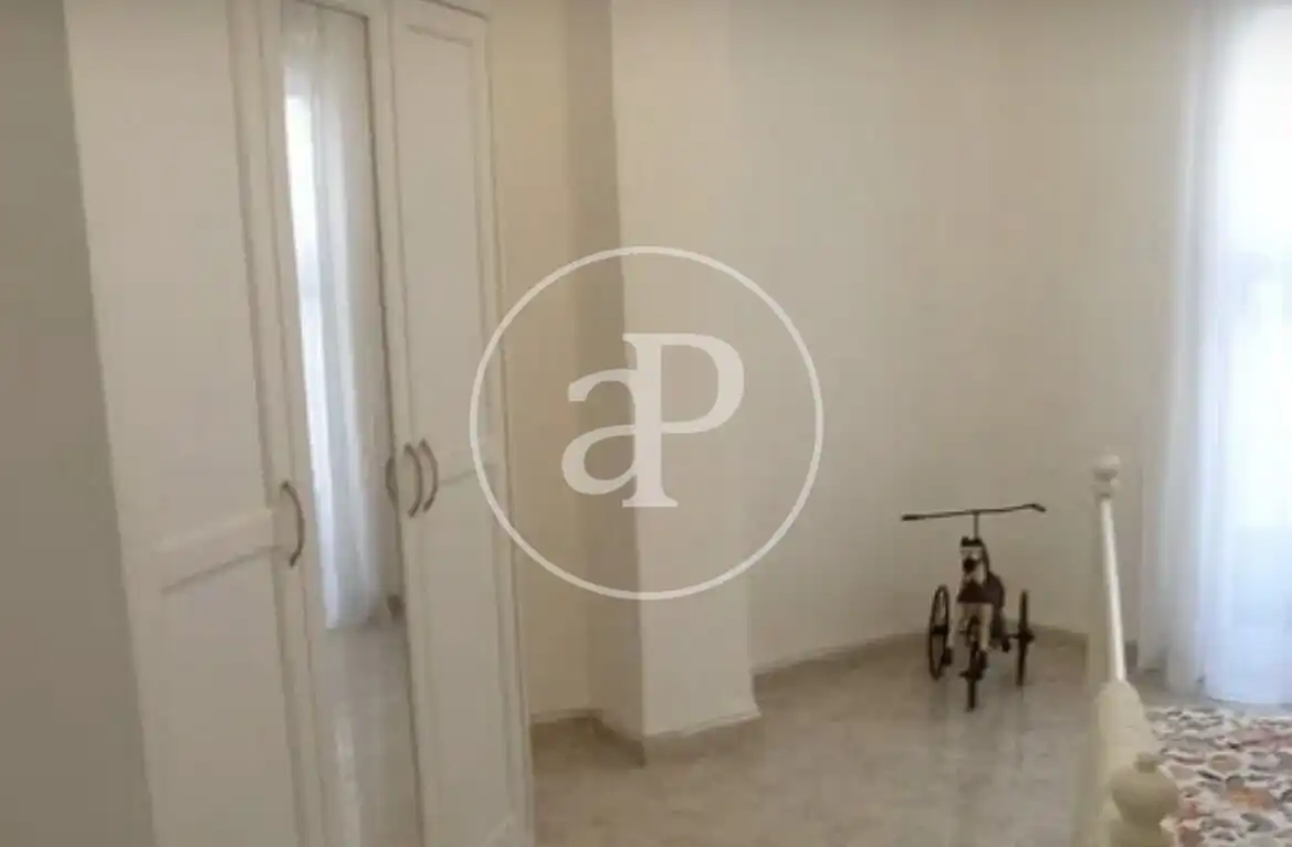 Habitación de Piso de alquiler en Valencia con Aire acondicionado, Calefacción y Terraza